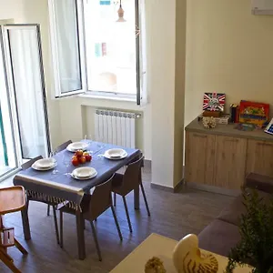 https://la-torre-apartments.hotelitalianriviera.com